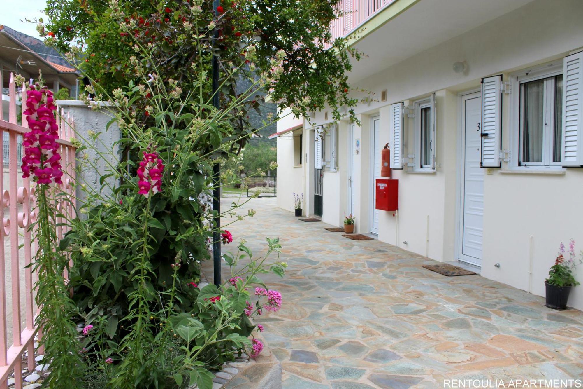 Rentoulia Apartments Poúlithra المظهر الخارجي الصورة