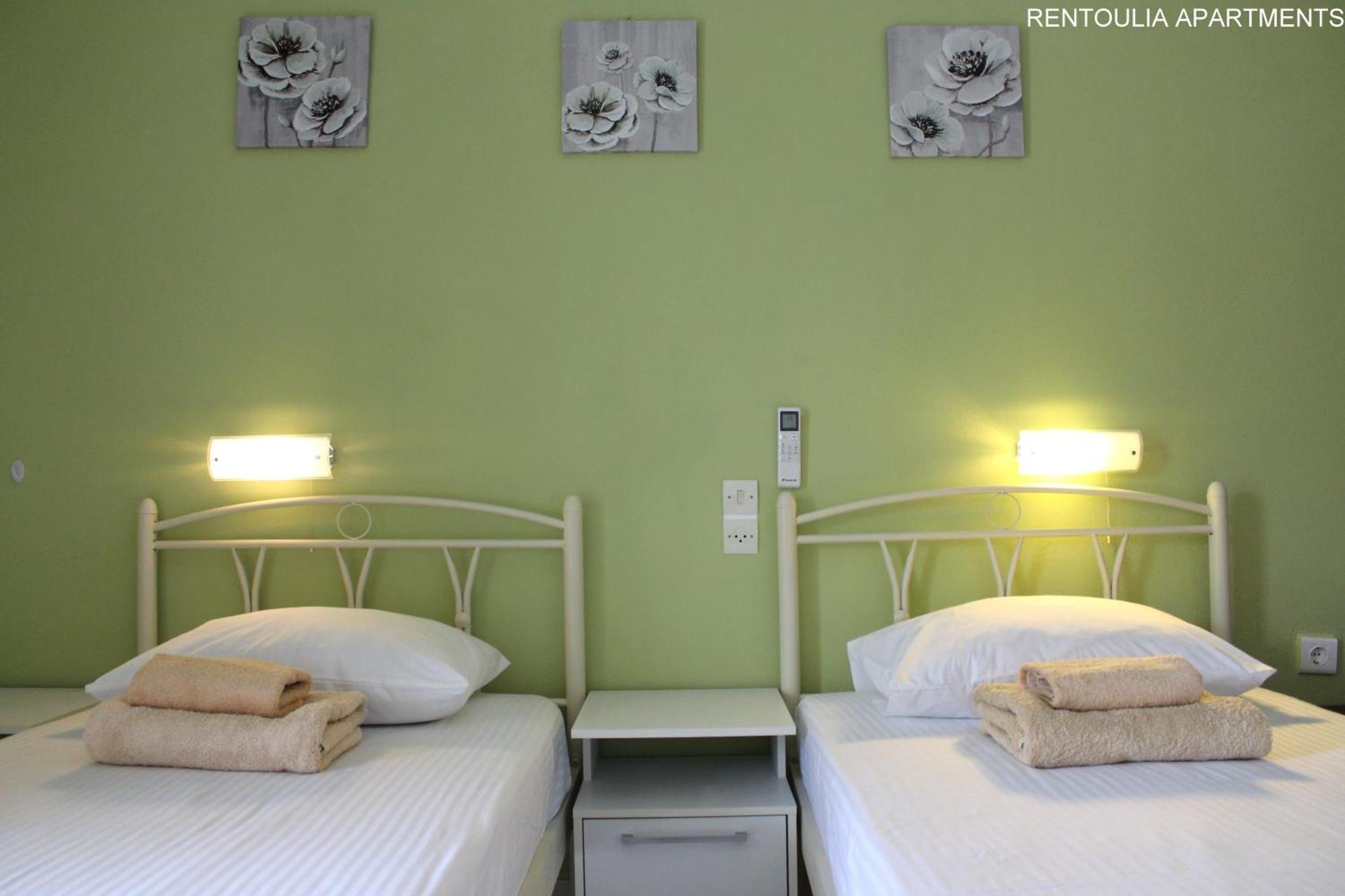 Rentoulia Apartments Poúlithra المظهر الخارجي الصورة