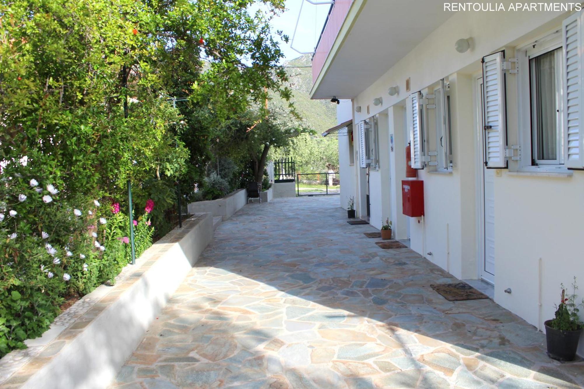 Rentoulia Apartments Poúlithra المظهر الخارجي الصورة