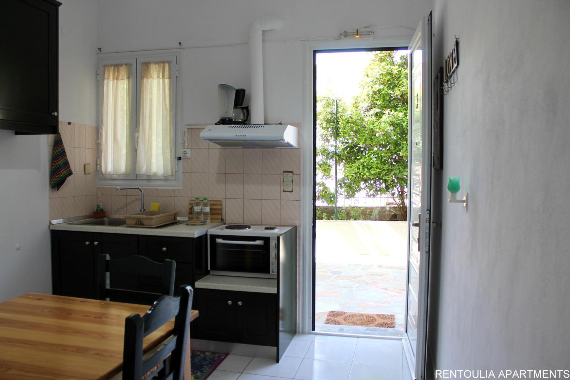 Rentoulia Apartments Poúlithra المظهر الخارجي الصورة